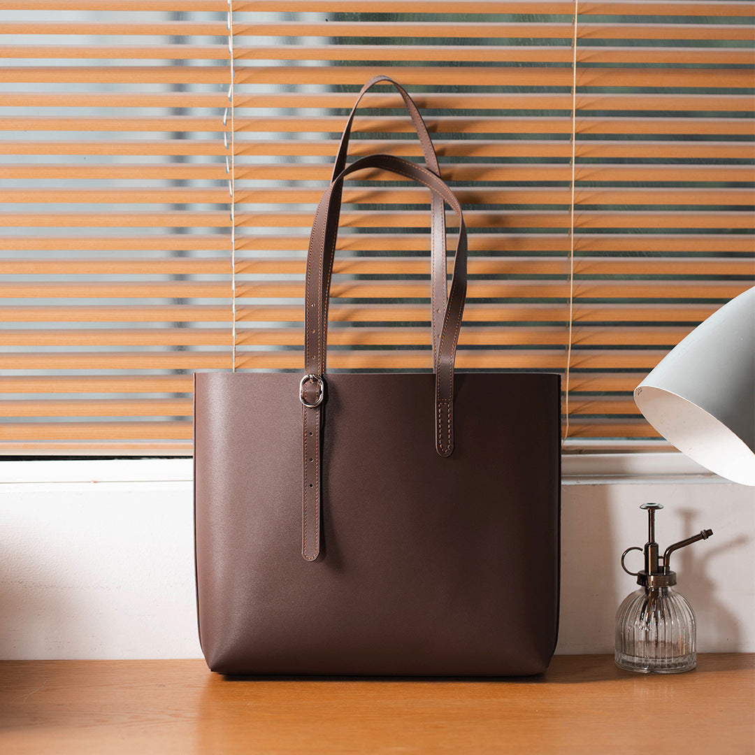 Handbags & Wallets